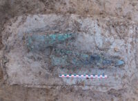 Enterro de chefe do início da Idade do Bronze encontrado na França – The History Blog