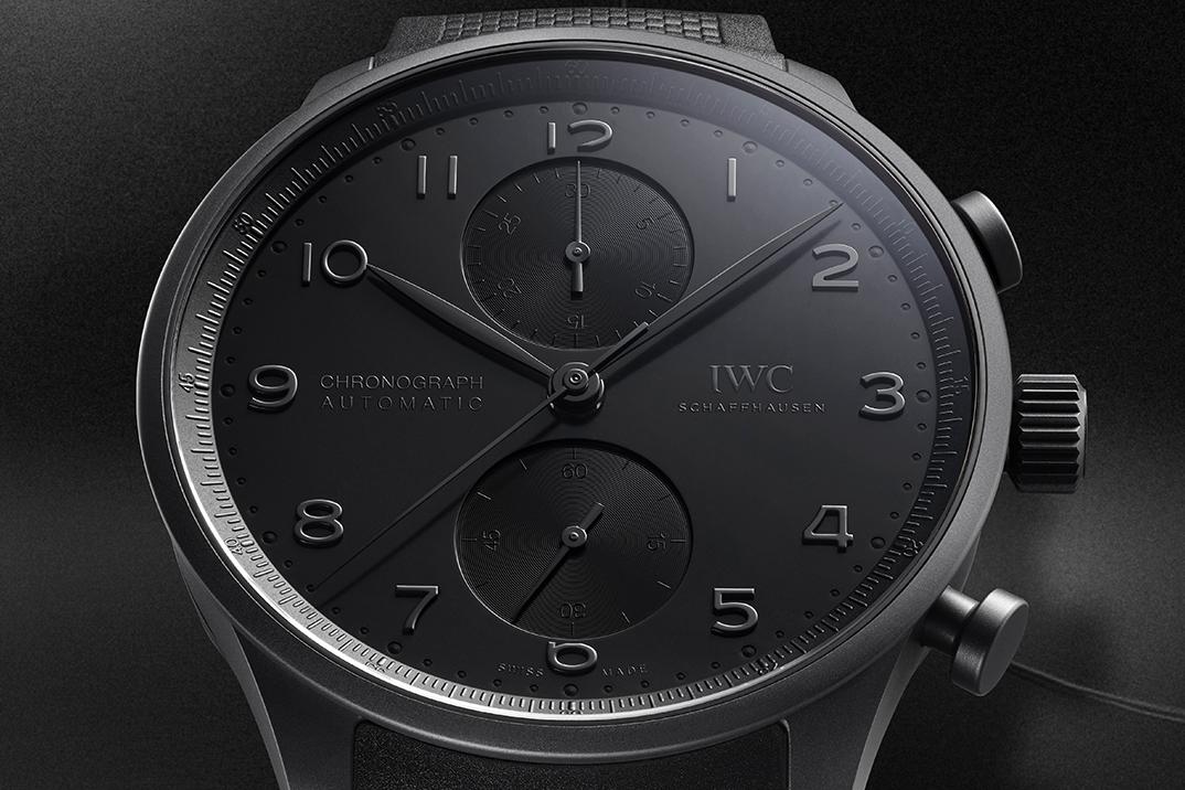 IWC finalmente dá ao seu cronógrafo Portugieser uma caixa de Ceratanium