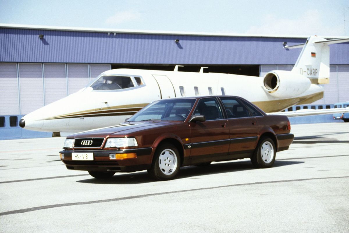 O Audi V8 foi um fracasso de vendas que mudou a Audi para sempre