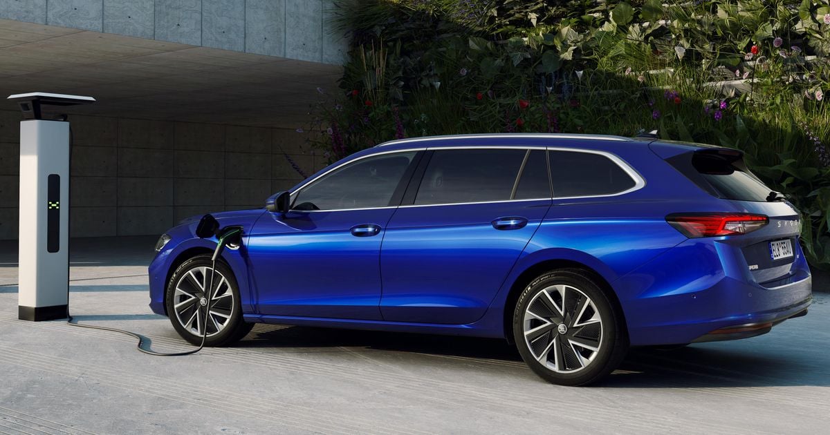 2026 Skoda Superb PHEV com preço, torna-se o vagão híbrido plug-in mais barato da Austrália