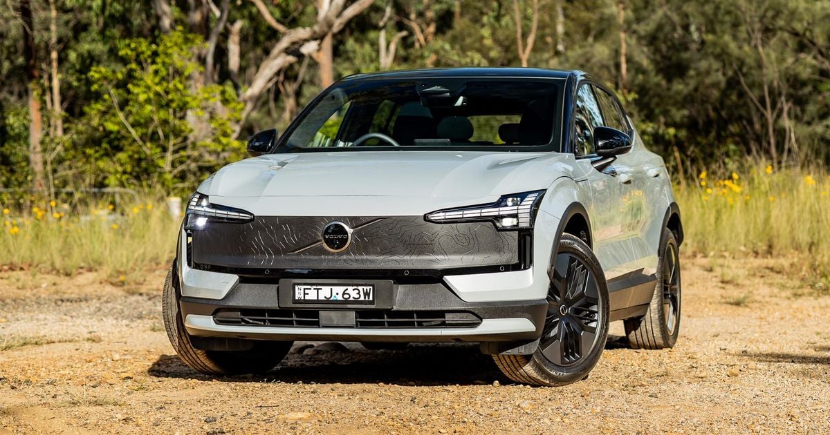 Volvo reduz preços dos SUVs elétricos EX30 e EX40
