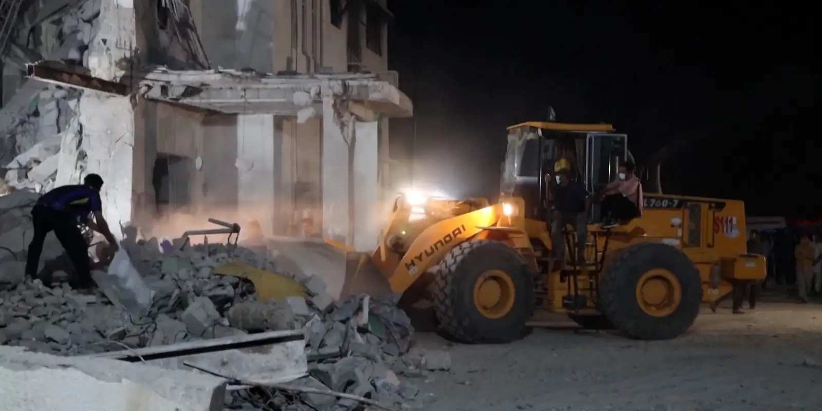 Israel e Irã lançam mais ataques à medida que crise se aprofunda