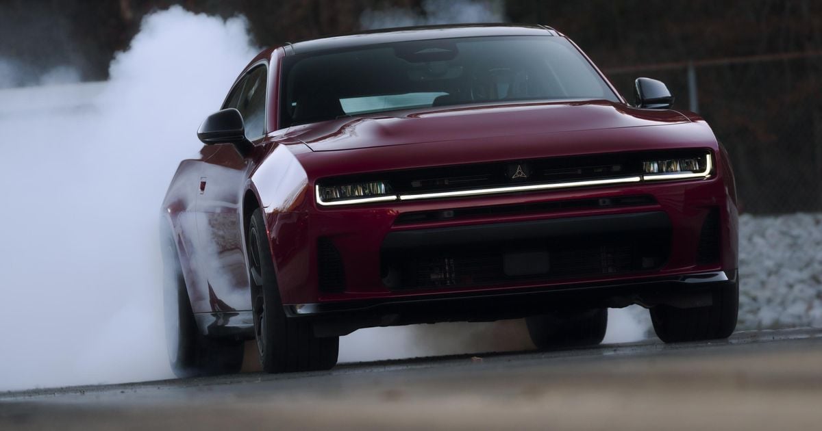 2028 Dodge Charger oferecerá Hellcat V8 superalimentado mais uma vez – relatório