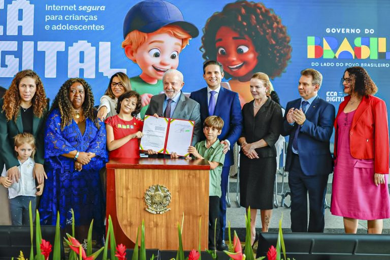 Motta defende ambiente digital saudável e seguro para jovens e crianças – Notícias