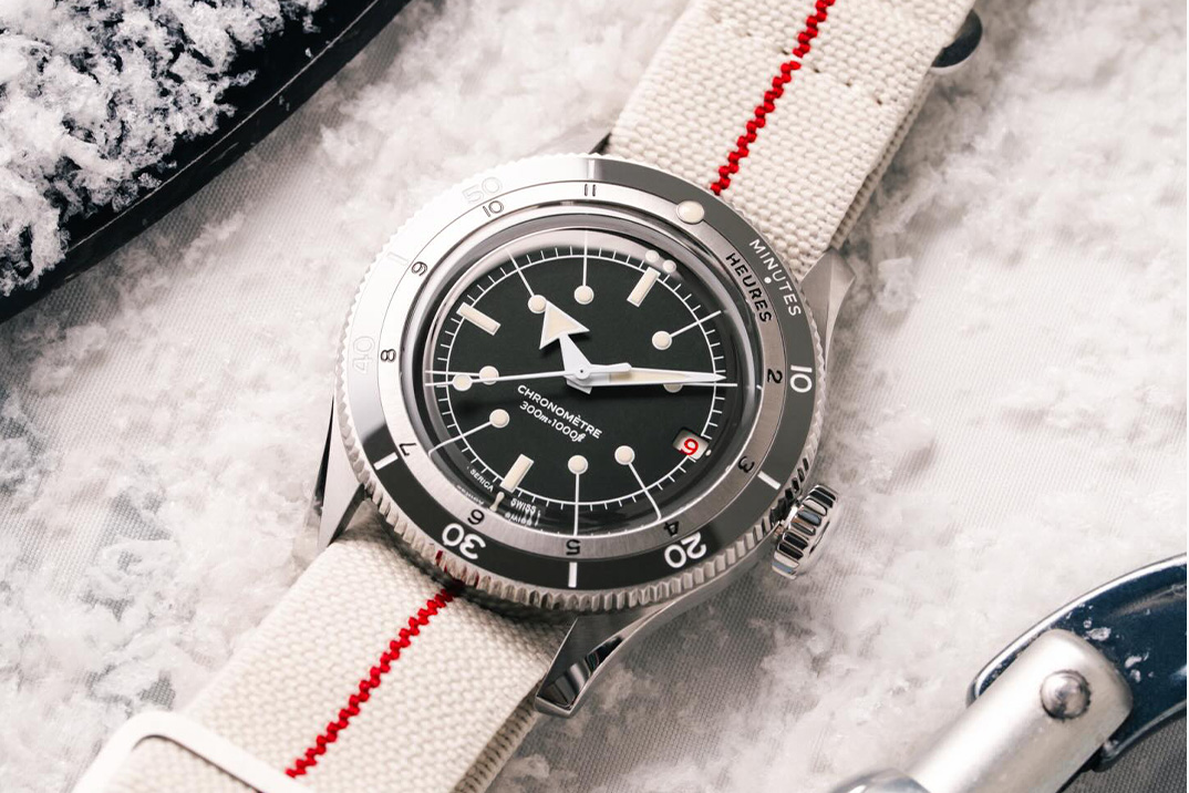 Ref. de Serica. O cronômetro de mergulho 5330 é o primeiro com janela de data