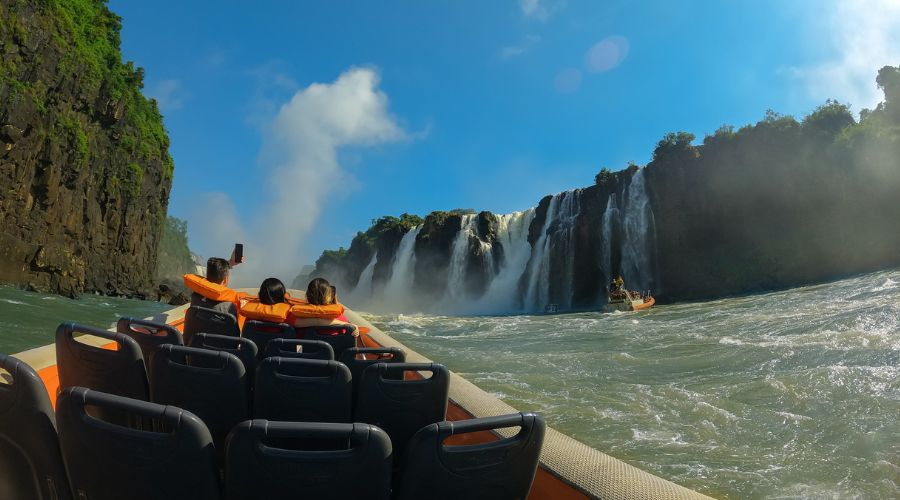 De olho no mercado, Embratur e Sebrae apresentam atrativos de São Paulo e Paraná a jornalistas do México