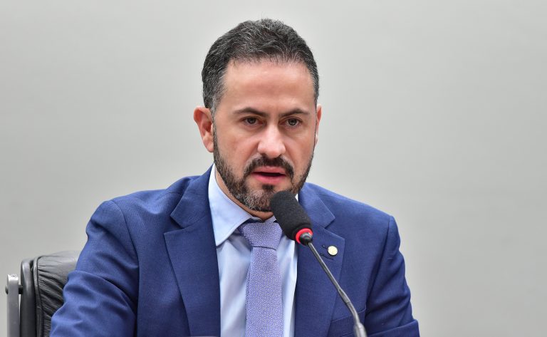 Comissão aprova isenção de IPI para compra de veículos por caminhoneiros e transportadores autônomos – Notícias