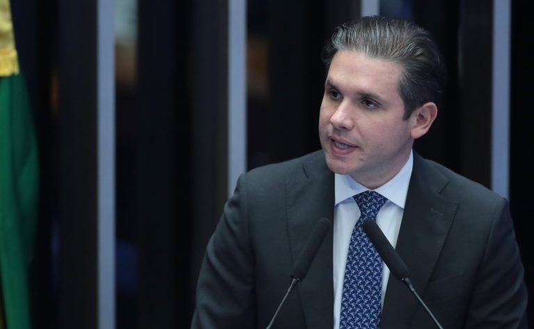 Motta quer votar fim da escala de trabalho 6×1 em maio no Plenário – Notícias