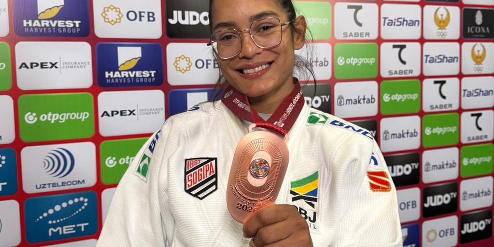Jéssica Lima é bronze no 1º dia do Grand Slam de judô no Uzbequistão