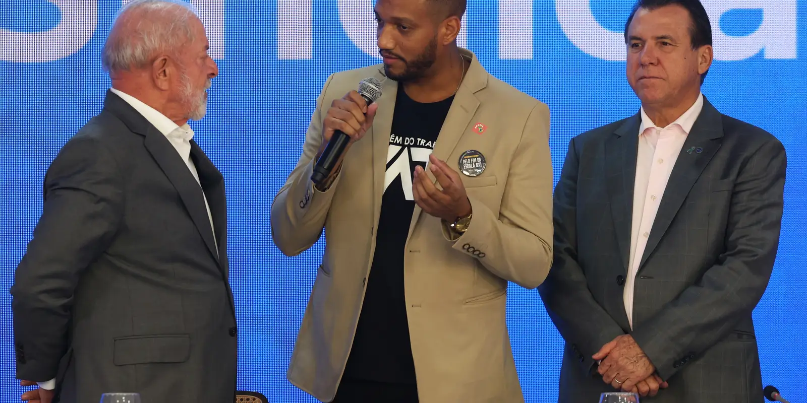 Lula pede mobilização a centrais sindicais para fim da escala 6×1