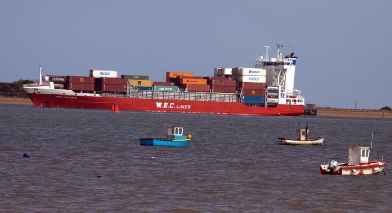 Incerteza no Estreito de Ormuz gera nova alta no preço da energia e dos alimentos