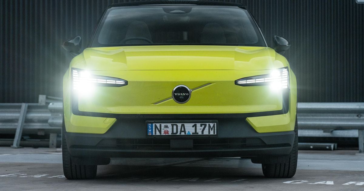 Volvo EX30 EV: Correção iminente para recall de risco de incêndio