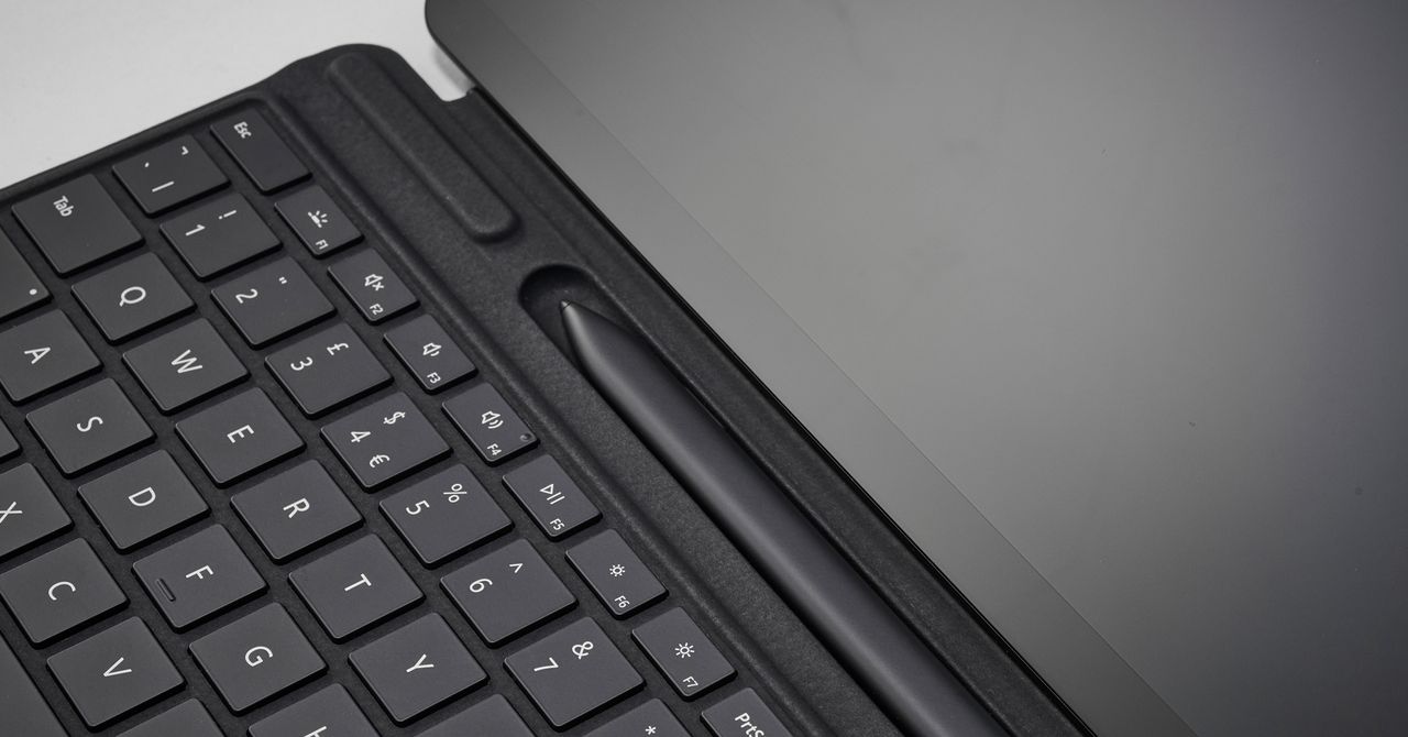 Os PCs Microsoft Surface estão obtendo grandes aumentos de preços e os modelos mais baratos estão desaparecendo