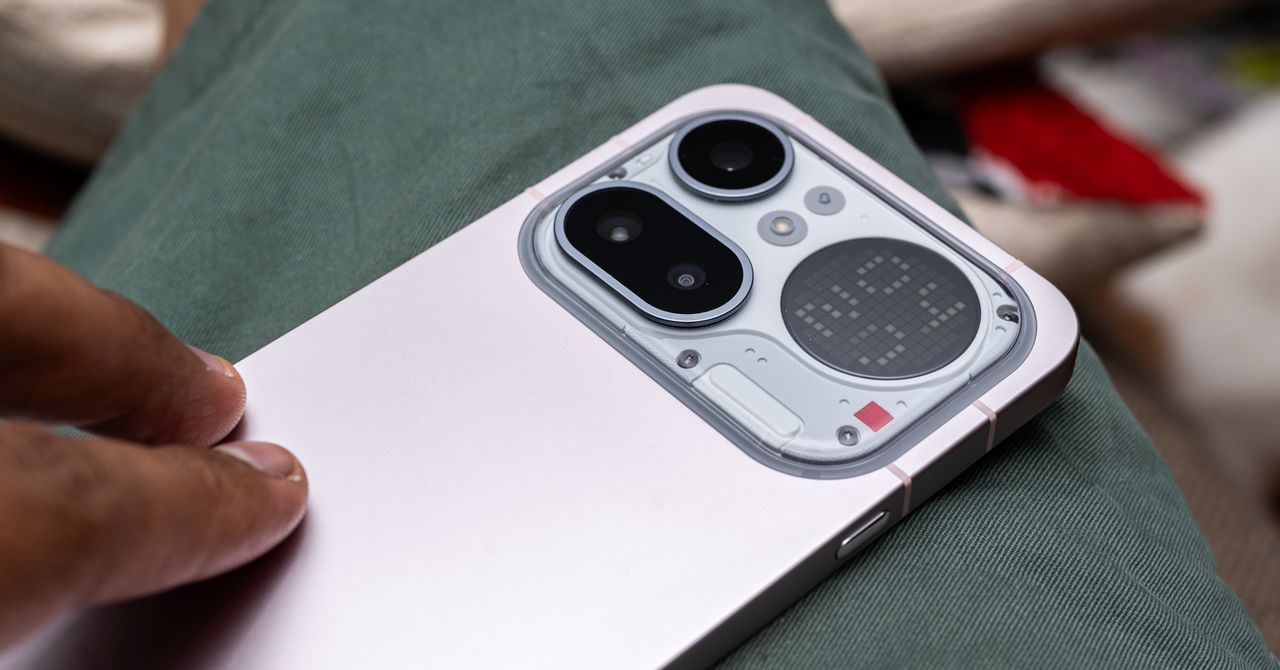 Revisão profissional do Nothing Phone (4a): um segundo próximo