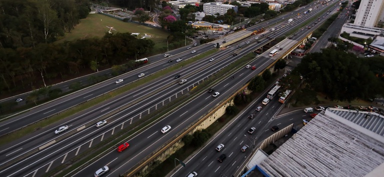 Rodovias em movimento, vidas em foco: ANTT acompanha mais de 1 milhão de atendimentos e reforça segurança no feriado de Tiradentes — Agência Nacional de Transportes Terrestres