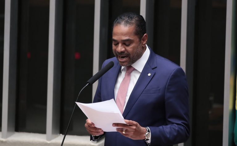 Câmara aprova projeto que amplia controle sanitário sobre importação de cacau da Costa do Marfim – Notícias