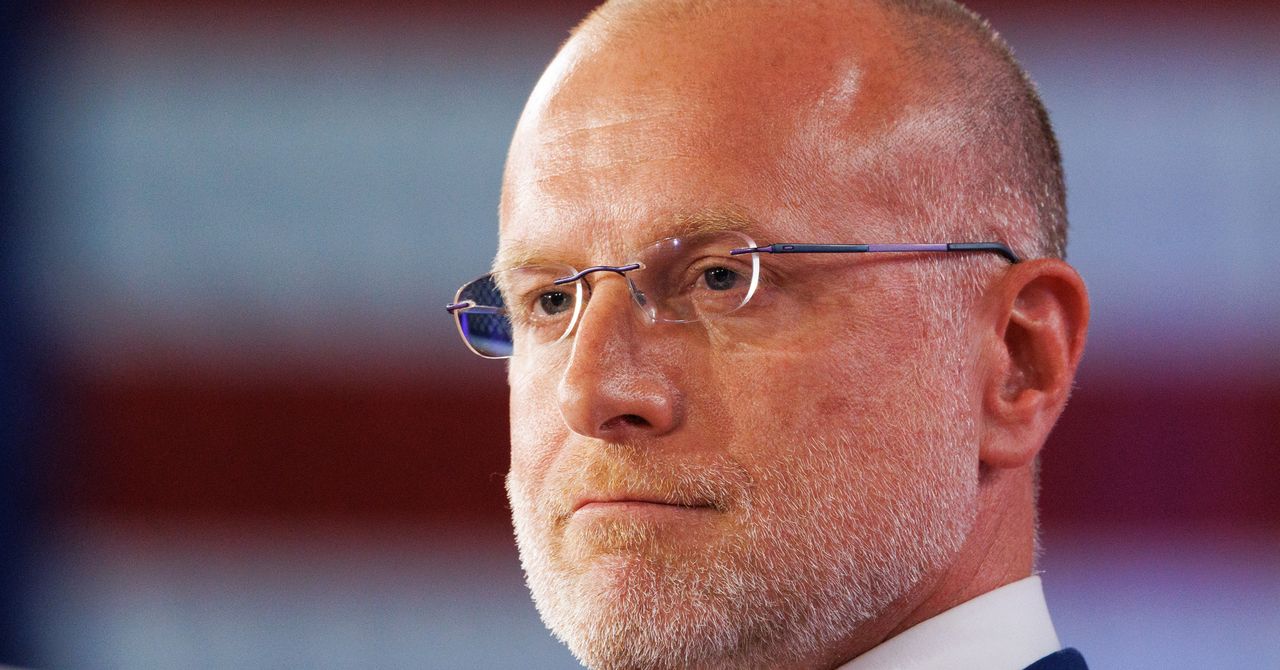 A FCC tem uma via rápida para reclamações sobre os críticos da mídia de Trump