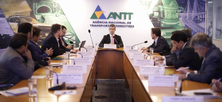 Autonomia financeira, modernização institucional e integração entre agências reguladoras pautam reunião estratégica do COARF na ANTT — Agência Nacional de Transportes Terrestres