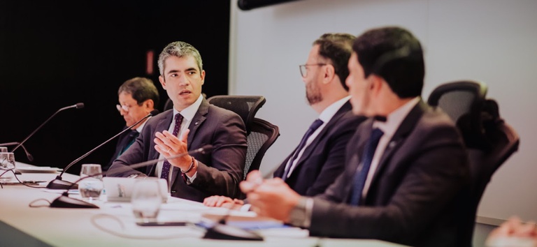 ANTT apresenta uso de inteligência artificial, novos modelos de contrato e integração logística em três painéis do Regulação 4.0, em Brasília — Agência Nacional de Transportes Terrestres