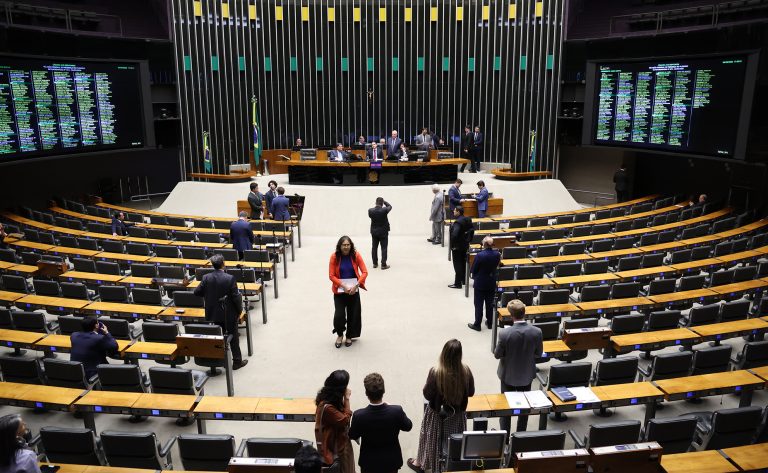 Câmara aprova aumento de penas para crimes sexuais contra crianças e adolescentes – Notícias