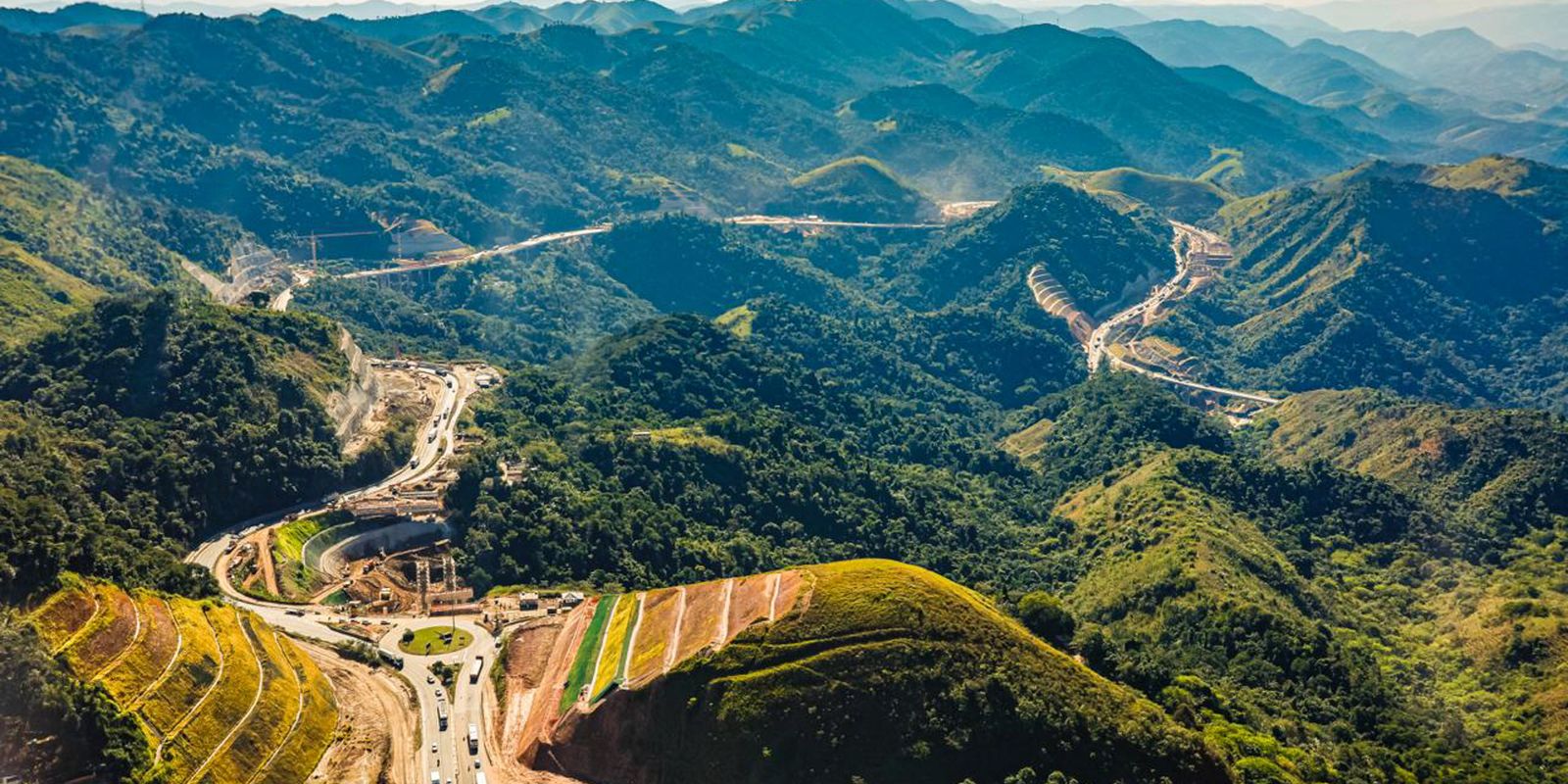 Governo inaugura primeira etapa da rodovia na Serra das Araras, no Rio