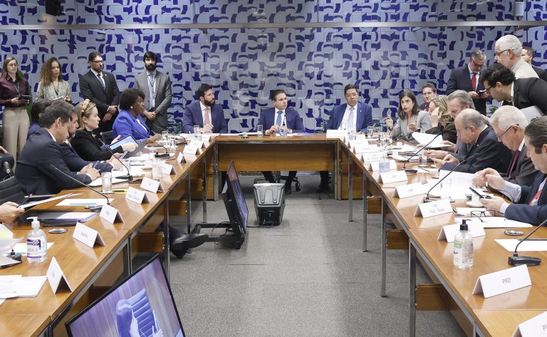 Líderes partidários definem na terça-feira projetos que serão analisados pelo Plenário – Notícias