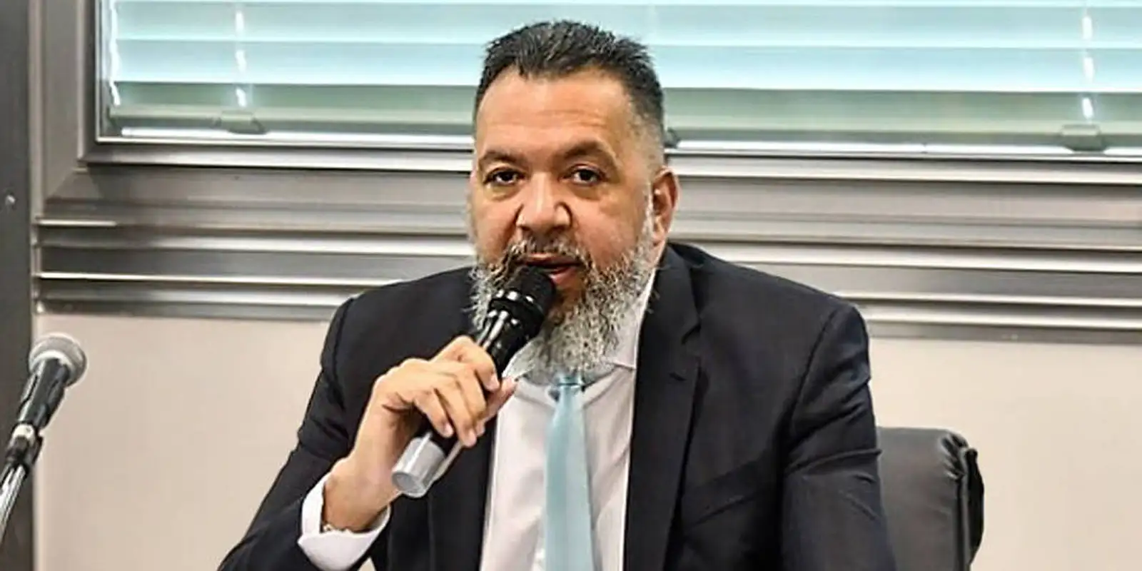 Moraes manda soltar ex-prefeito de Belford Roxo, após prisão com fuzil