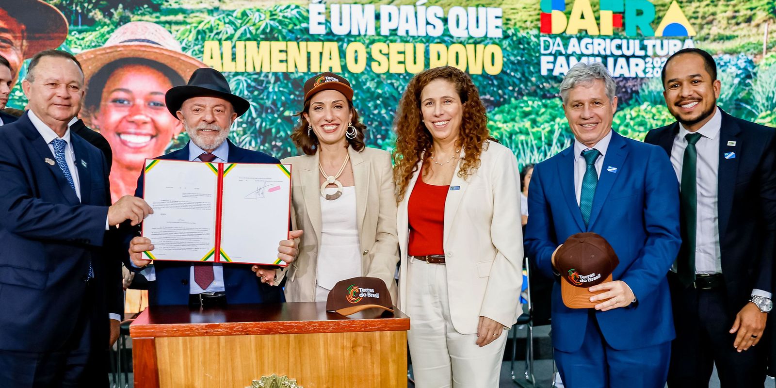 “Melhor arma que um país pode ter é alimento”, diz Lula