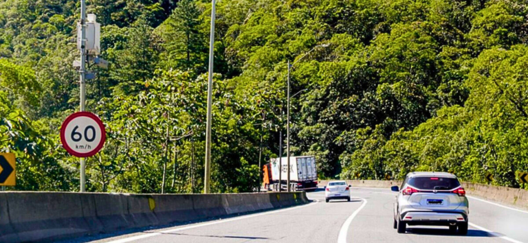 ANTT suspende testes de velocidade média para aprimoramento técnico; nenhum motorista foi multado — Agência Nacional de Transportes Terrestres