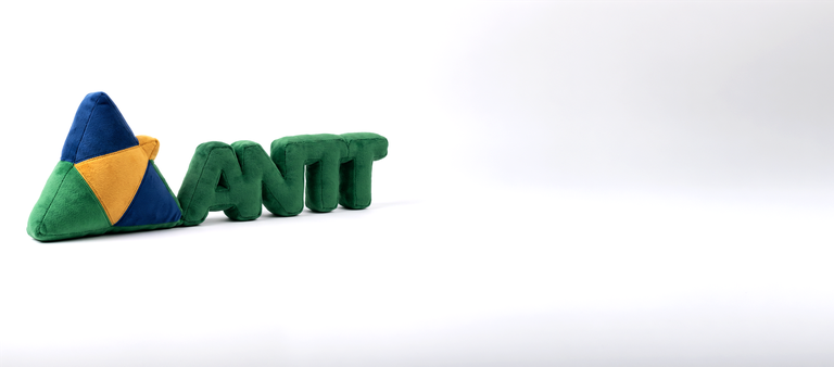 Banner logo pelucia.png
